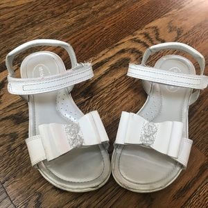 Stride rite girl white leather sandals size 13M
